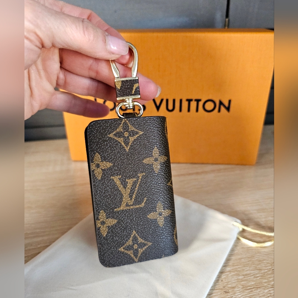 LV Monogram Key Fob Holder Keychain or Coin Case - Picture 2 of 6